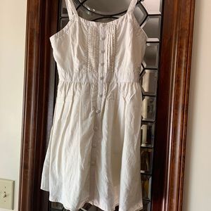 Esley little white dress!!’ Size medium.